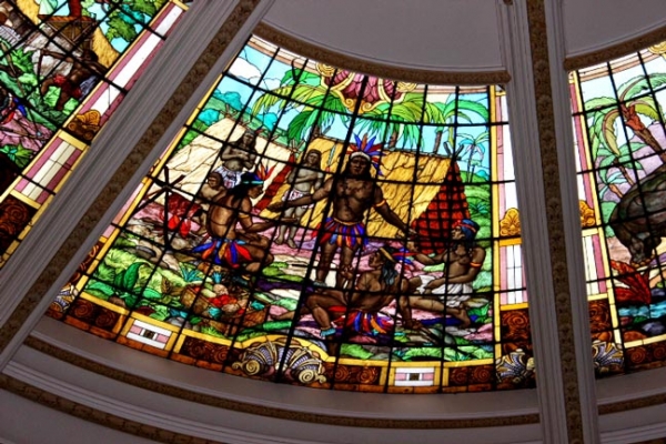 detalhe-vitral-colorido-casa-conrado-termas-1295812A8C-2352-7763-F187-B515B88FBC77.jpg